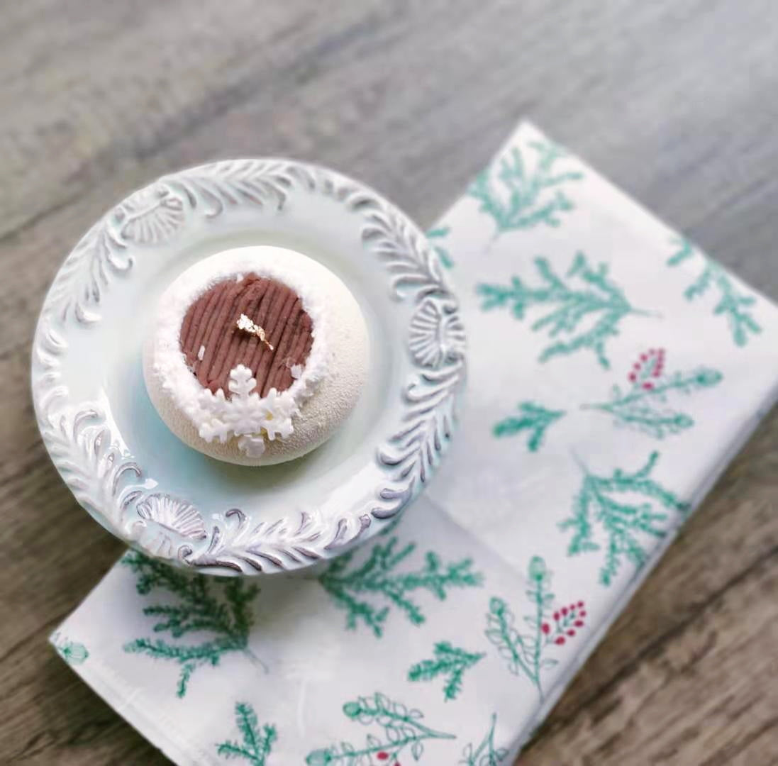 Botanical cotton décor - winter motif collection