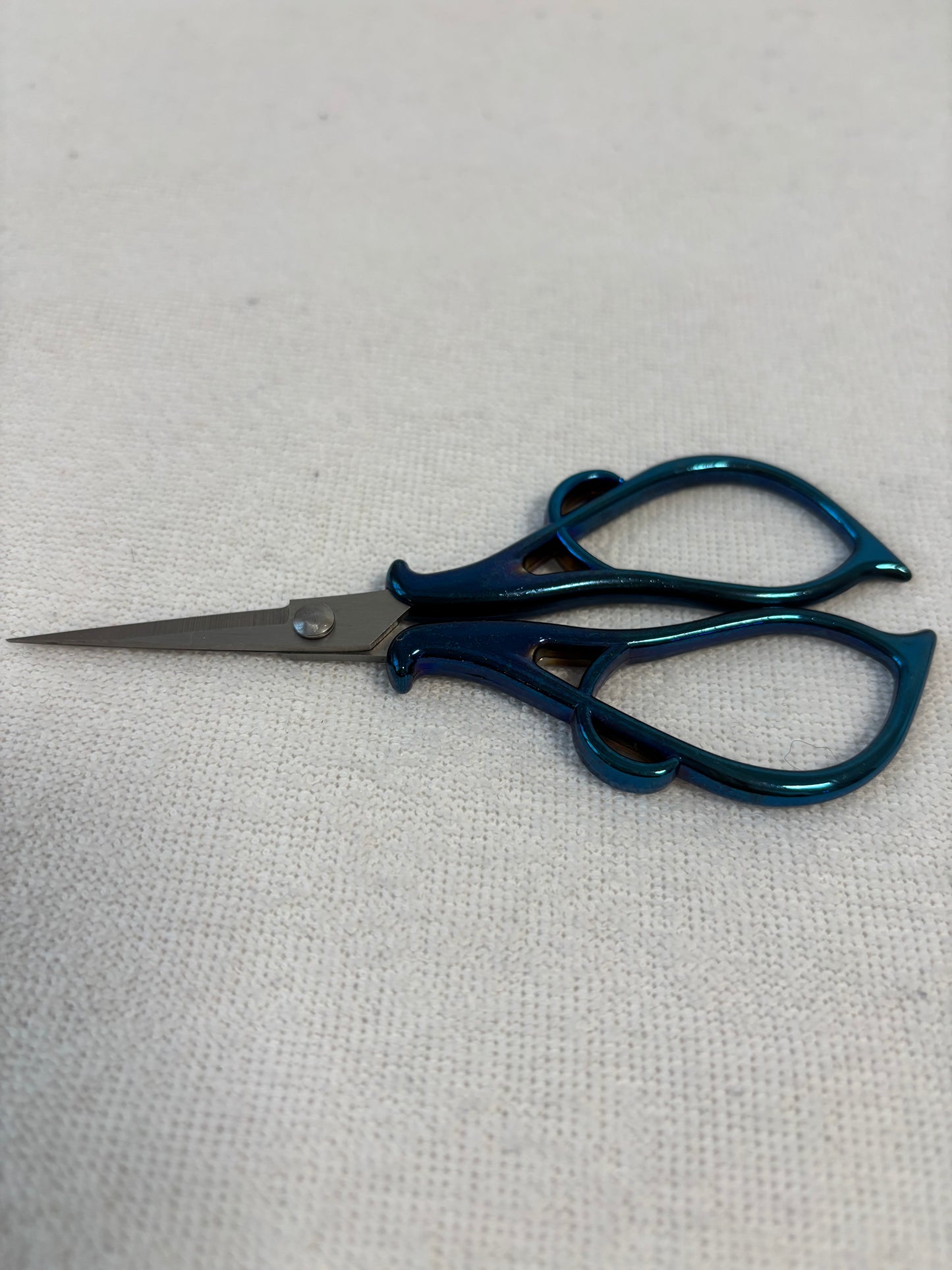 Vintage-Style Stainless Steel Scissors – Antique Gold Finish