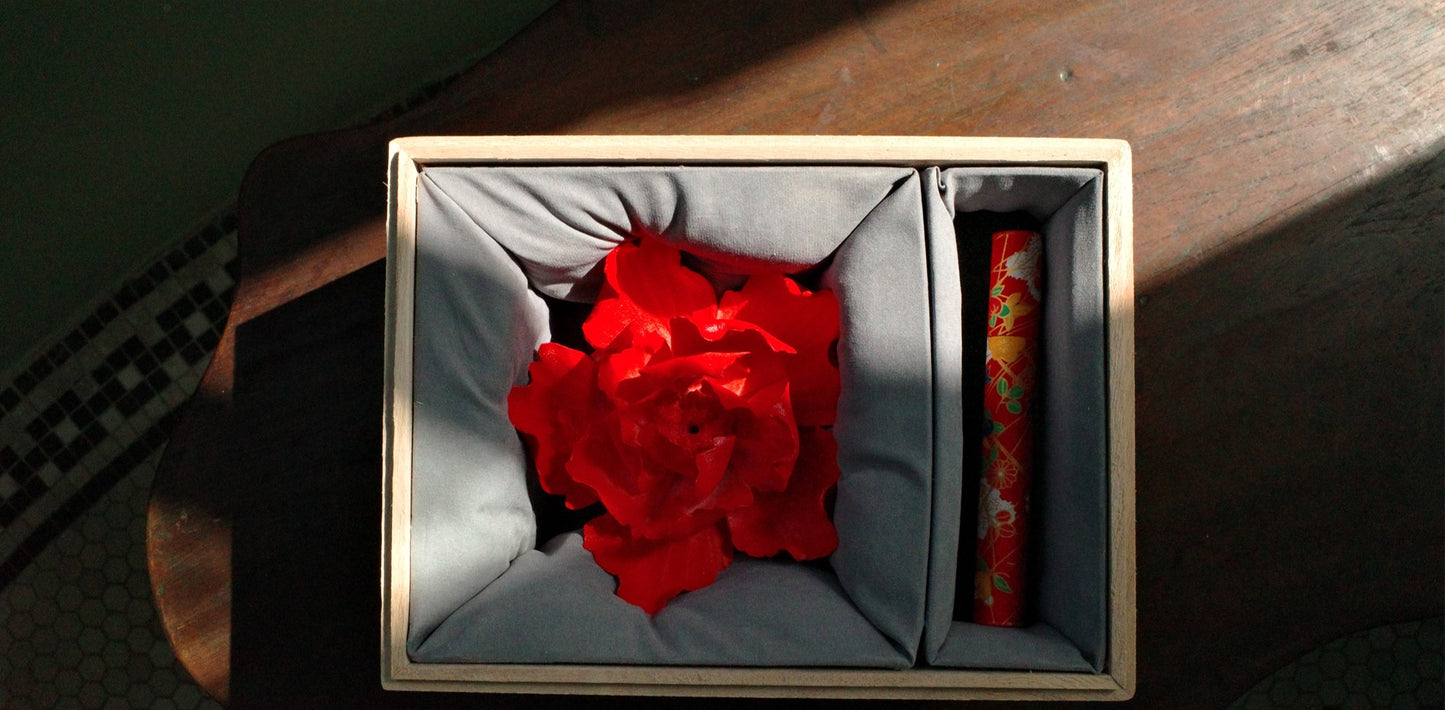 "Blooming Prosperity" Hand-Pinched Peony Porcelain Flower Set