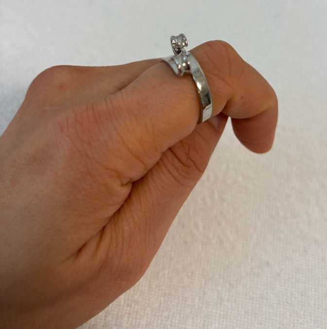 Jump Rings – Silver (Closed), Gold Snake-Style (Open)
