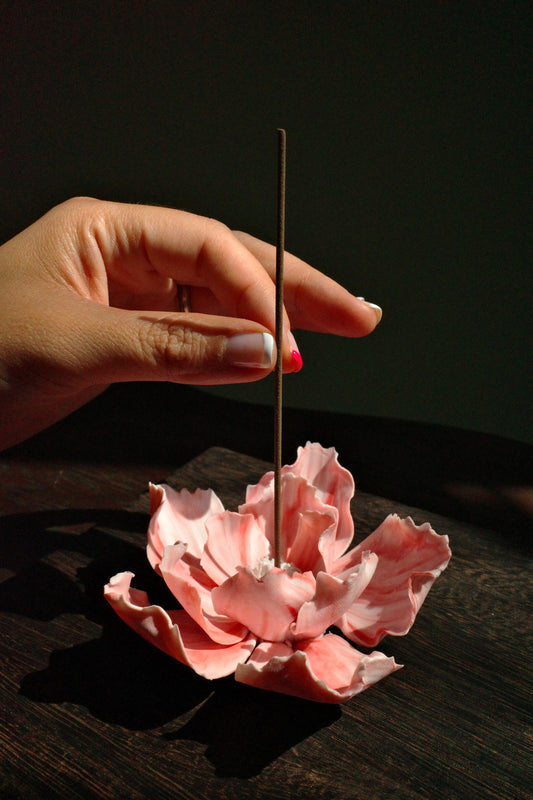 "Blooming Prosperity" Hand-Pinched Peony Porcelain Flower Set